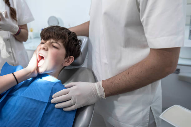 Best Emergency Broken Tooth Repair in University Heights, IA